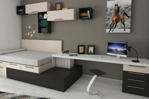 Modernes studentenzimmer einrichten: Bett mit Stauraum, Schreibtisch mit PC und ein Bild eines galoppierenden Pferdes.