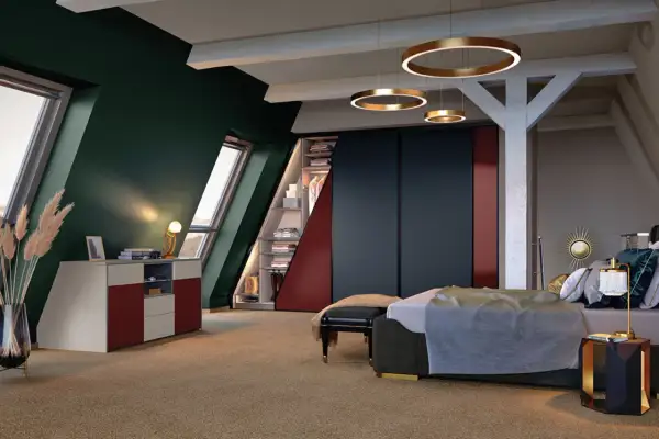 Stilvolle dachgeschoss schlafzimmer ideen: dunkle Wandfarbe, schräge Fenster, offener Kleiderschrank und moderne Beleuchtung schaffen Gemütlichkeit.